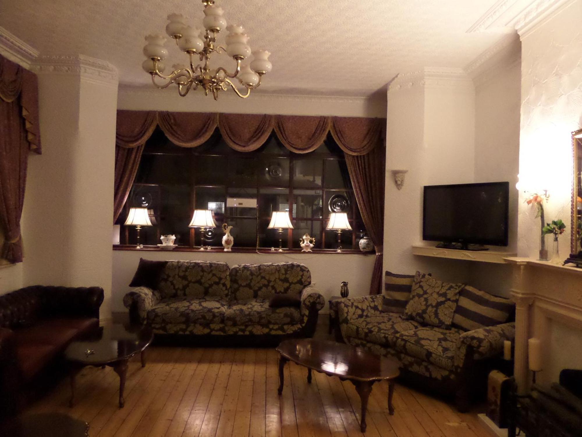The Grays Bed & Breakfast Blackpool Exterior photo